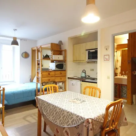 Apartment F1 Bis En Hyper-centre Du Mont-dore Avec Ascenseur - Fr-1-415-144 Le Mont-Dore